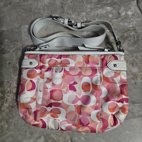Coach Daisy Kaleidoscope Pink & White Signature Crossbody Bag - Picture 2 of 10